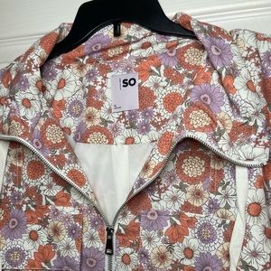 SO windbreaker Size XL